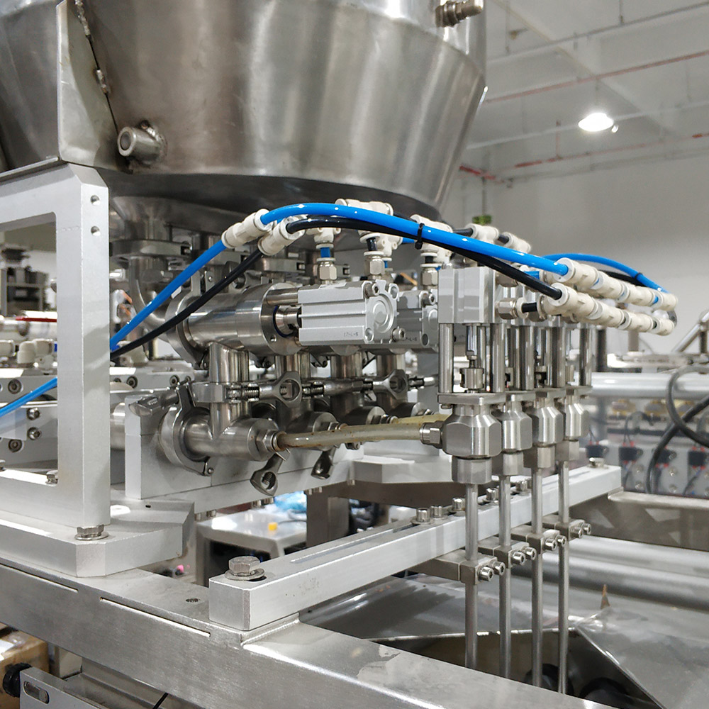 liquid sachet filling machine