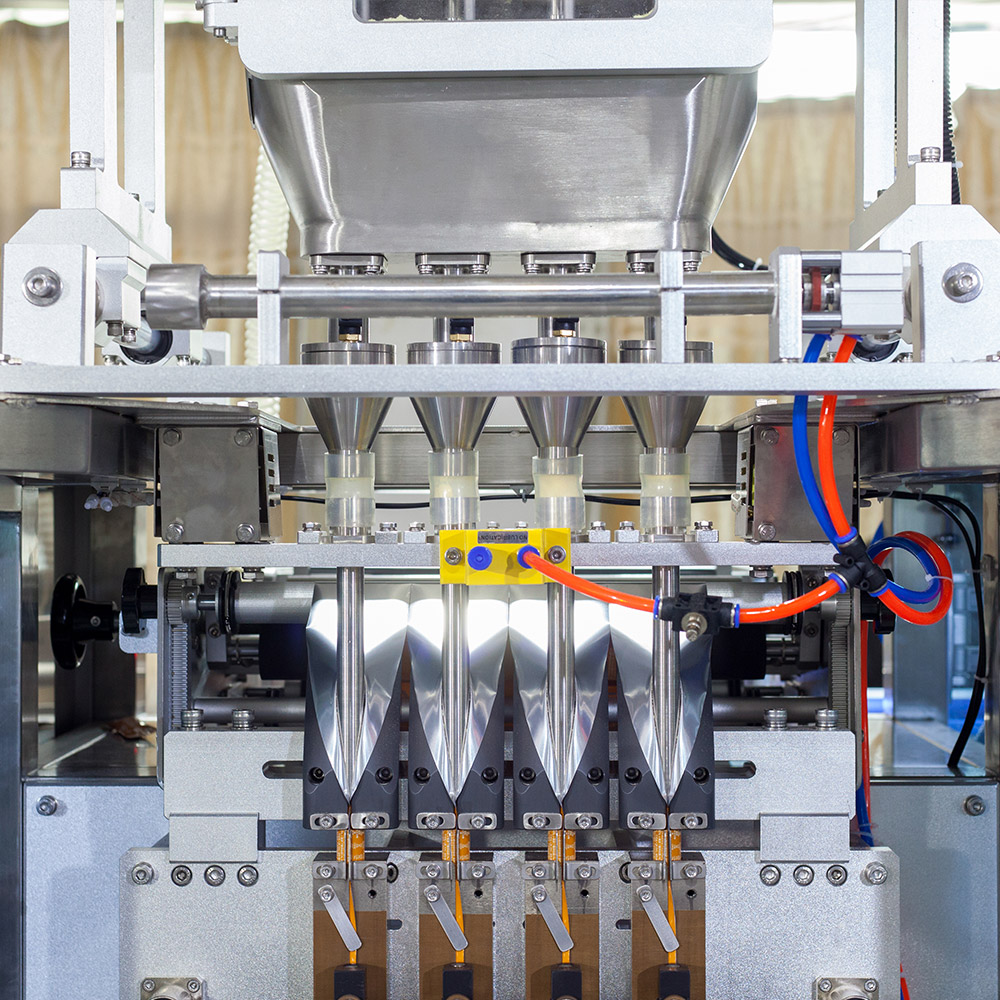 small sachet packing machine