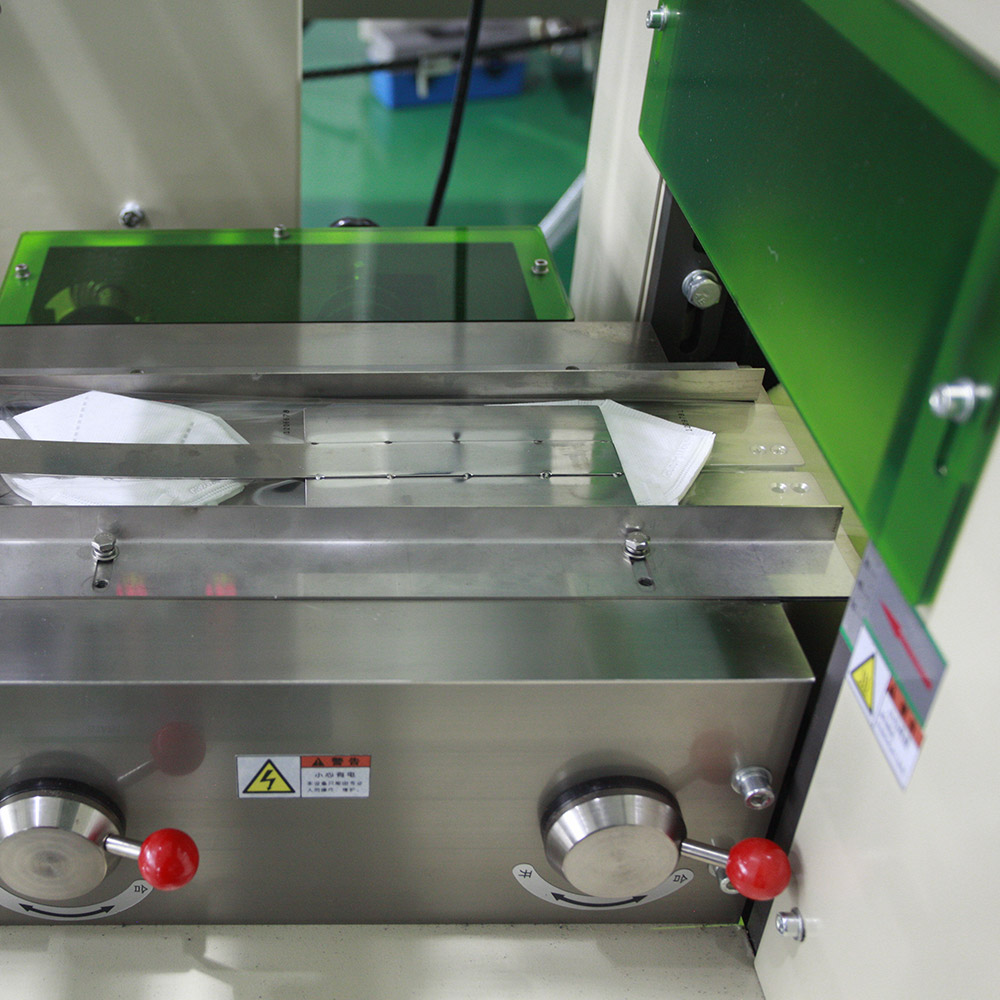 horizontal pouch packing machine