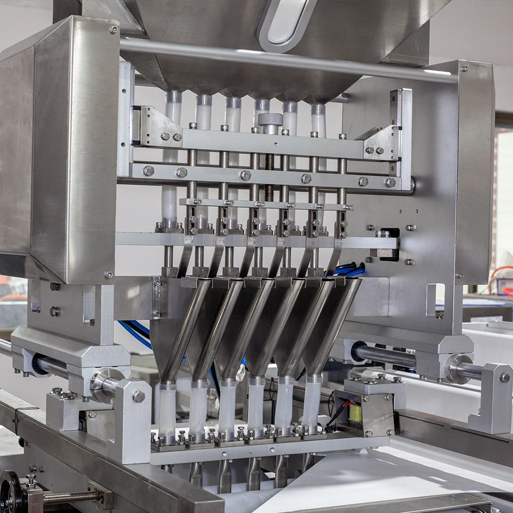 sachet filling and sealing machine