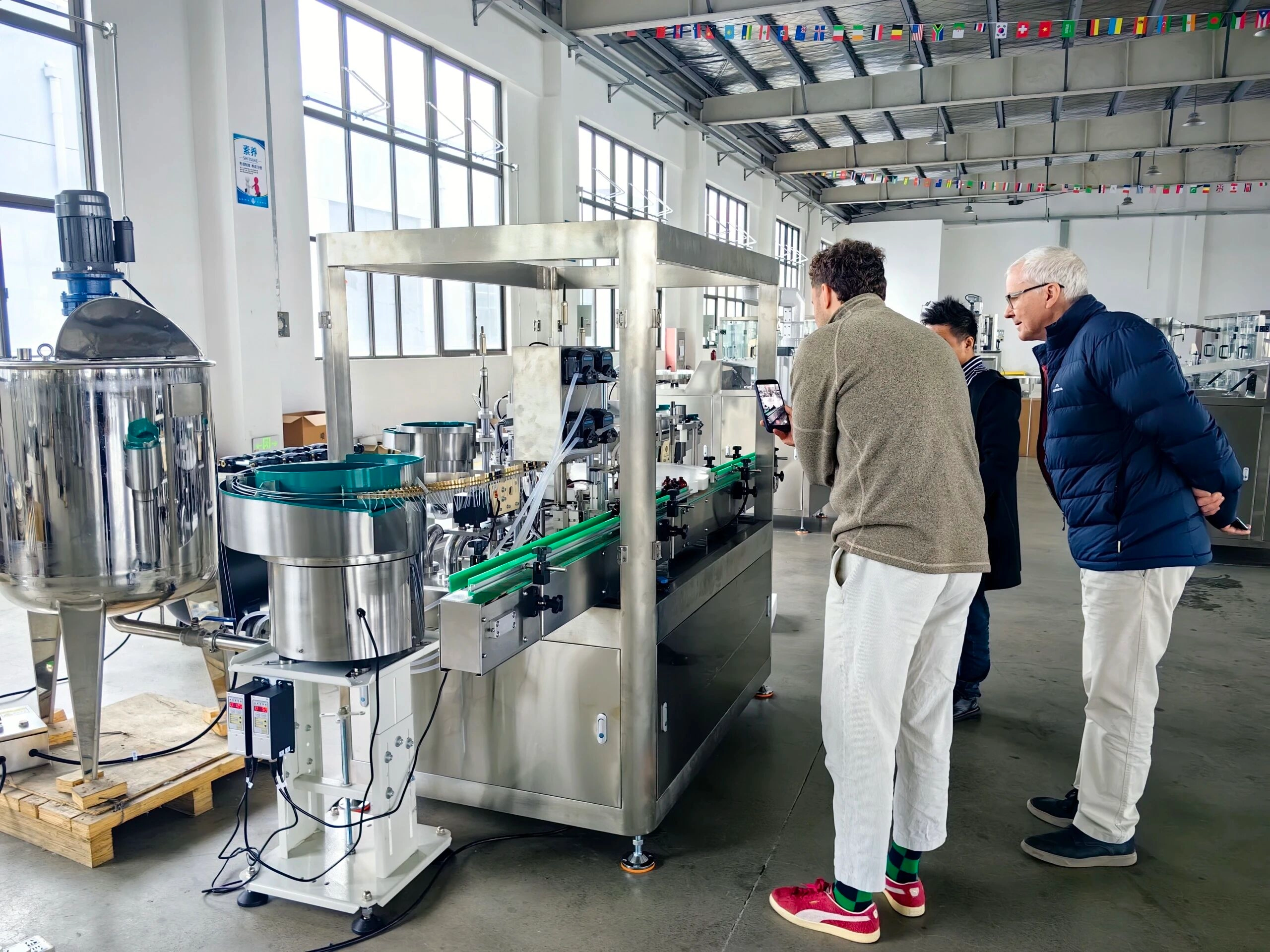 spray bottle filling & capping machine solutions spray bottle filling & capping machine solutions